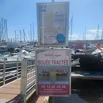Pres De La Mere Yourhosthelper