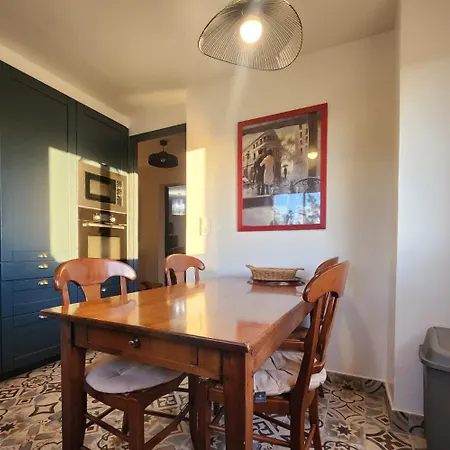 Pres De La Mere Yourhosthelper Holiday home