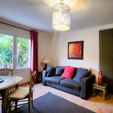 Pres De La Mere Yourhosthelper Holiday home