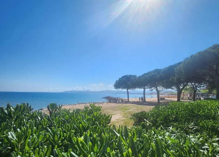 Pres De La Mere Yourhosthelper