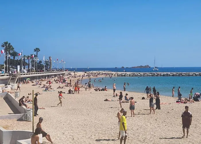 Pres De La Mere Yourhosthelper Nyaraló