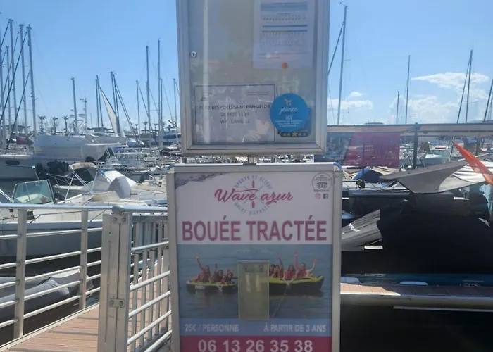 Pres De La Mere Yourhosthelper